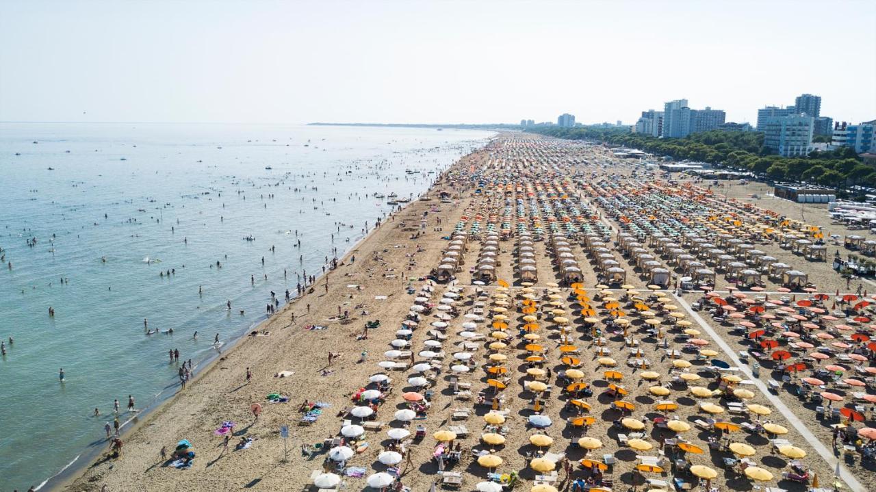 Appartamenti Verdemare Lignano Sabbiadoro Bagian luar foto